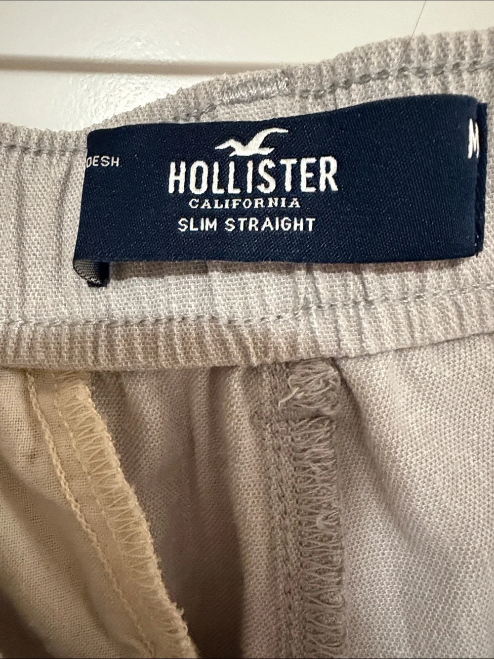 Hollister Men's Linen Chinos in Light Gray